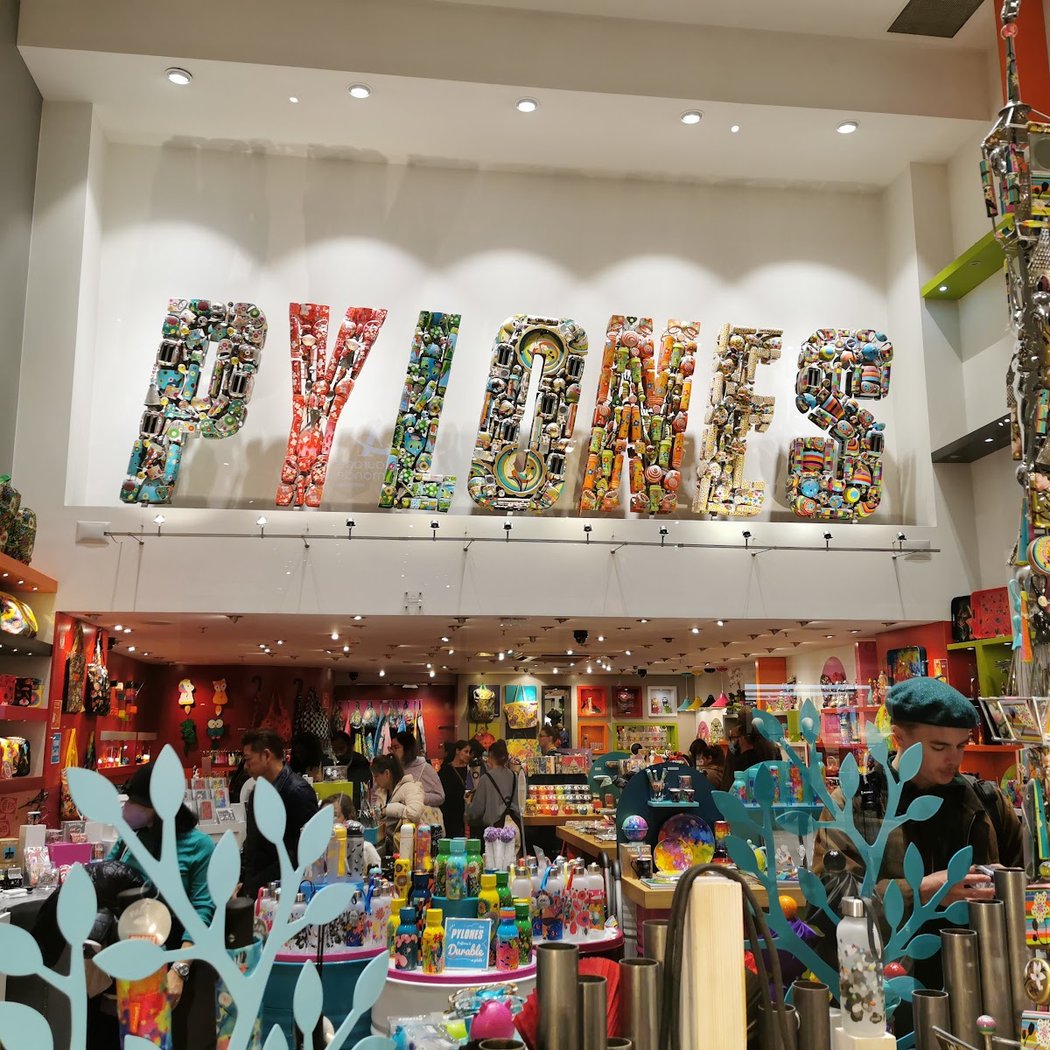 Pylones 3